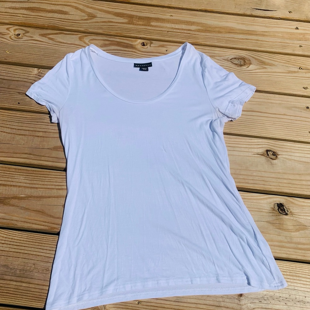 Metaphor White Short Sleeve Scoop Neck Top